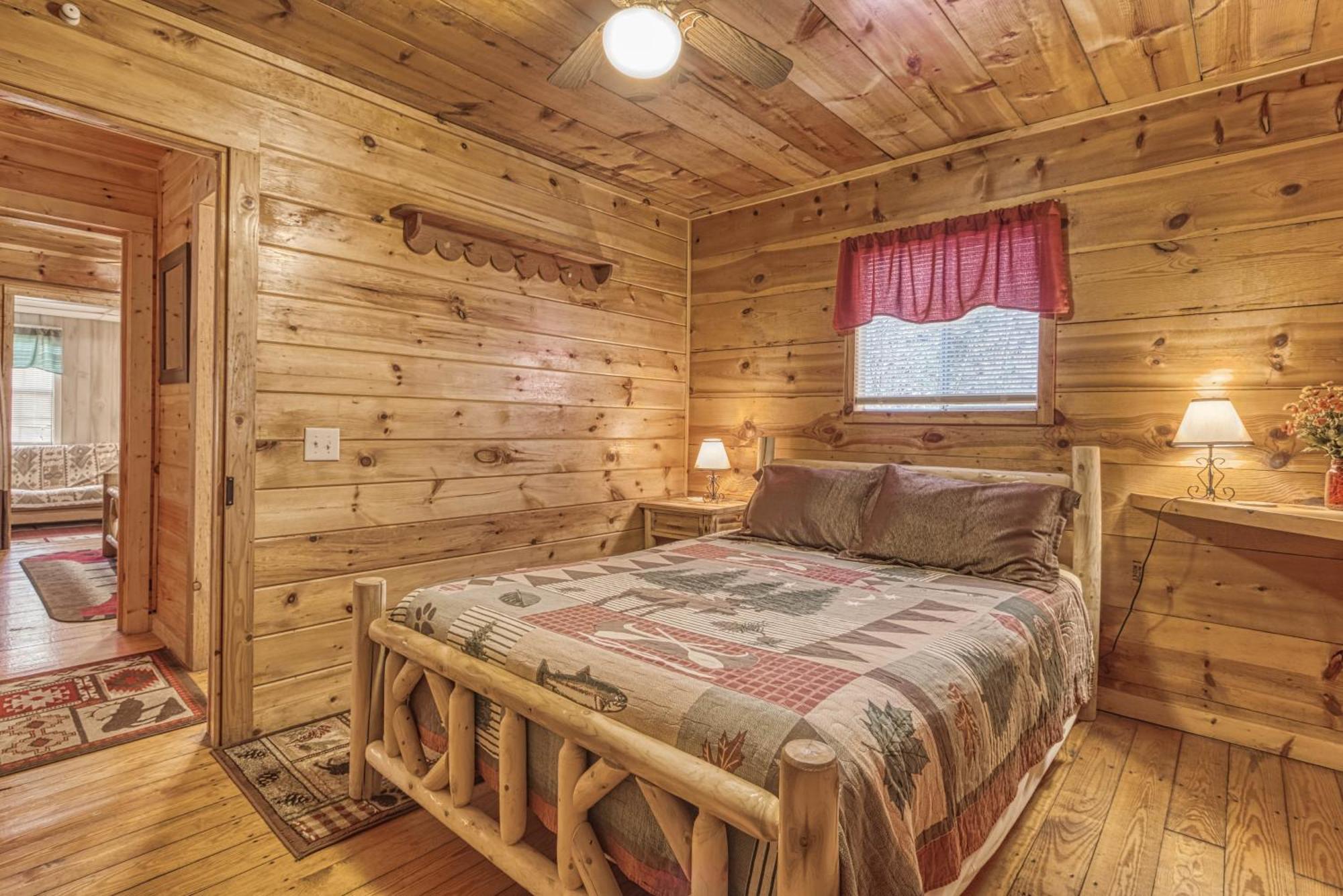 סביירוויל Bear Den, Hot Tub, 1089 Of Free Attraction Tickets For Each Paid Day, Dollywood And More! חדר תמונה