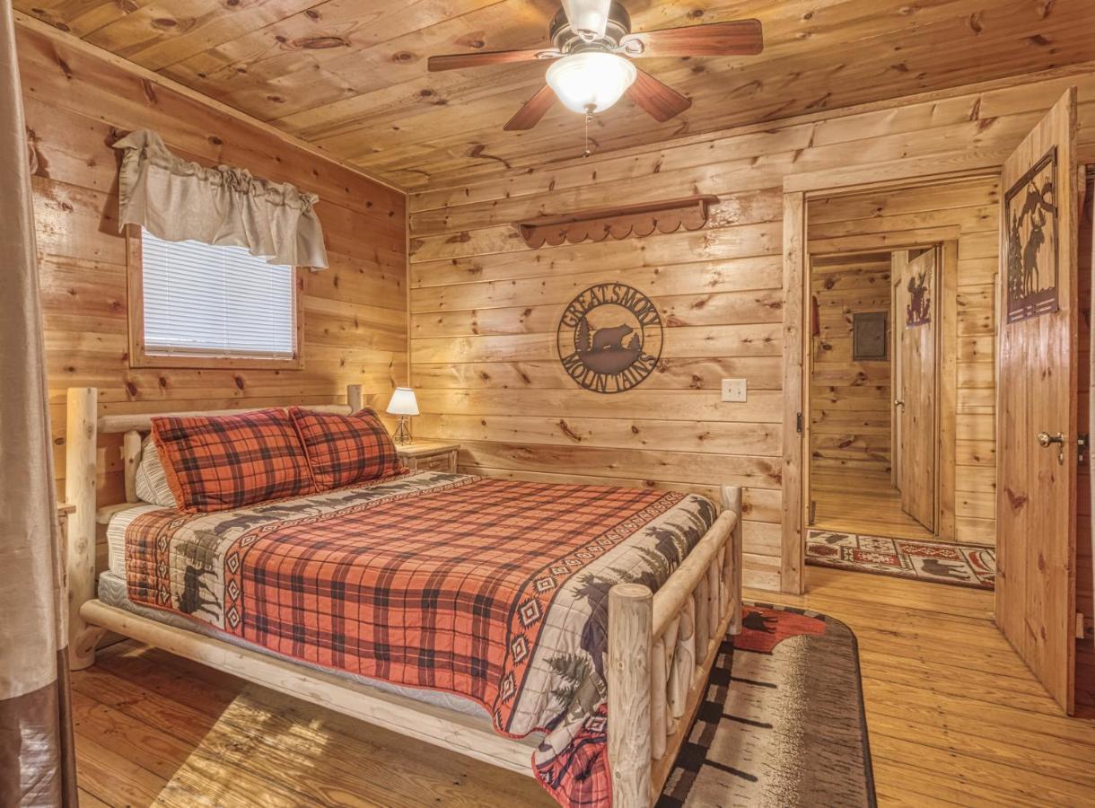 סביירוויל Bear Den, Hot Tub, 1089 Of Free Attraction Tickets For Each Paid Day, Dollywood And More! מראה חיצוני תמונה